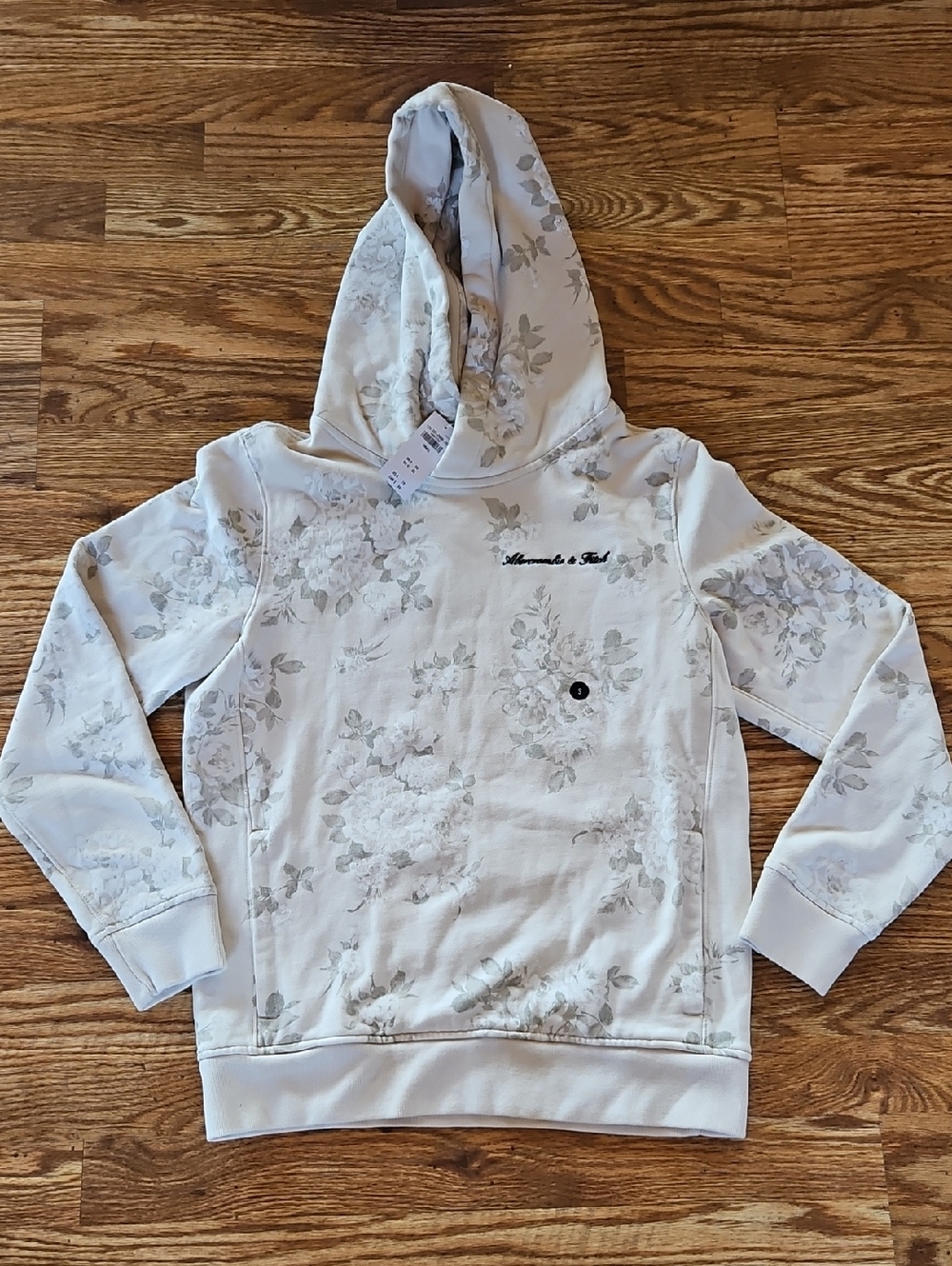 NWT Abercrombie & Fitch